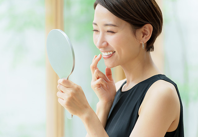 お顔立ちになじむ「自然で品のある美しさ」
